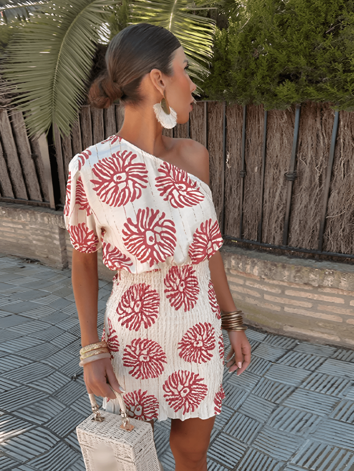 Veelzijdige zomerse mini-jurk voor buiten met statement-prints voor dames